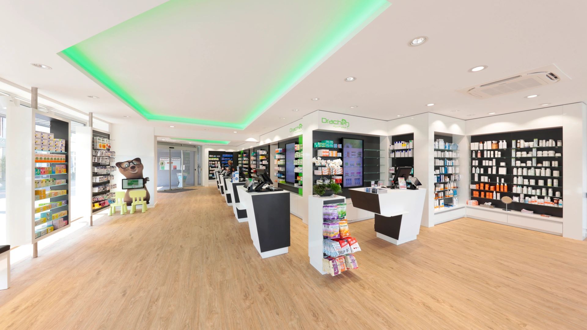 Moderne Räumlichkeiten für Ihre Beratung in der Drachen Apotheke Geldern.