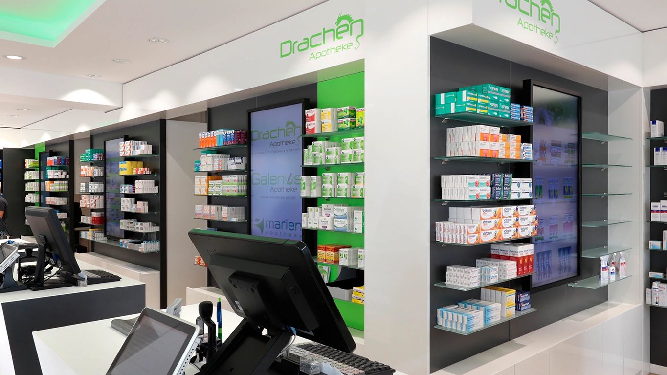 Ihre moderne Apotheke in Geldern mit viel Raum für persönliche Beratung.
